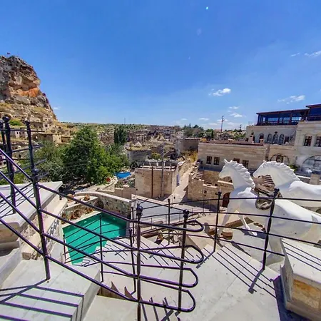 Capp Royal Cave 于尔居普