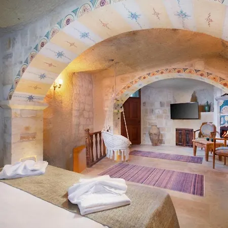 Hotel Capp Royal Cave