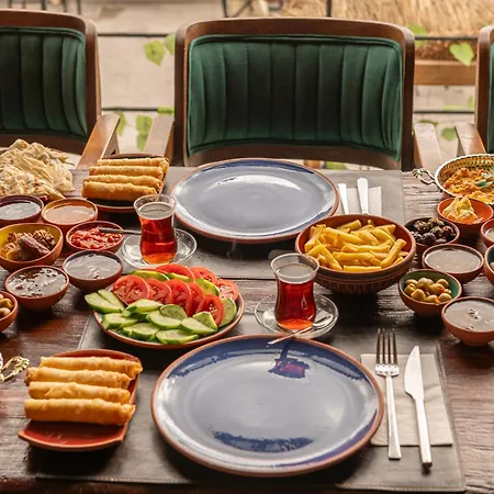 Capp Royal Cave 酒店