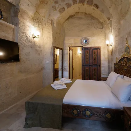 Capp Royal Cave 酒店 *