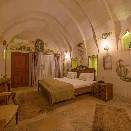 Capp Royal Cave 酒店 *