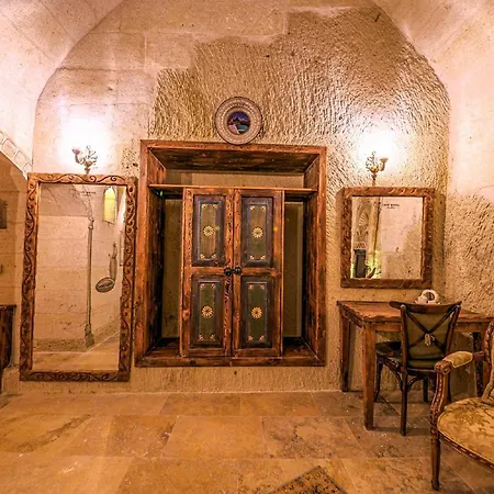Hotel Capp Royal Cave