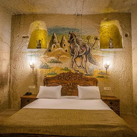 Capp Royal Cave 酒店 于尔居普