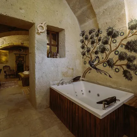 Capp Royal Cave 酒店 *