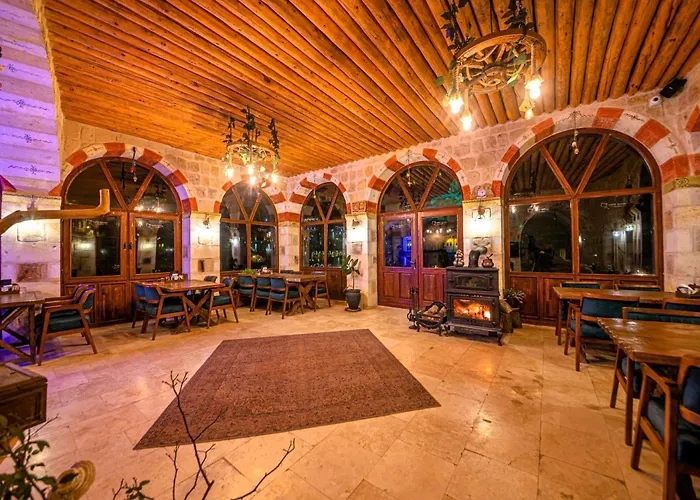 Hotel Capp Royal Cave *