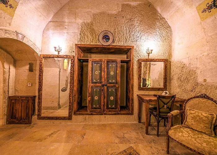 Hotel Capp Royal Cave